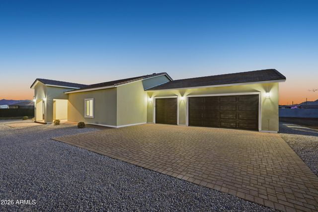 21035 W OCOTILLO Avenue, Buckeye, AZ 85326