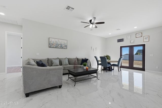 21035 W OCOTILLO Avenue, Buckeye, AZ 85326