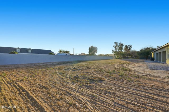 21035 W OCOTILLO Avenue, Buckeye, AZ 85326