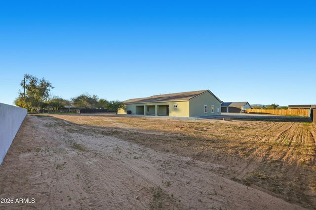 21035 W OCOTILLO Avenue, Buckeye, AZ 85326
