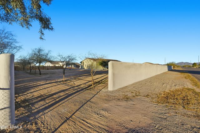 21035 W OCOTILLO Avenue, Buckeye, AZ 85326