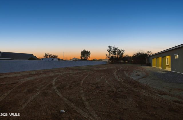 21035 W OCOTILLO Avenue, Buckeye, AZ 85326