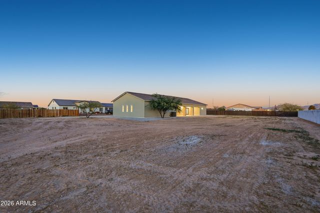 21035 W OCOTILLO Avenue, Buckeye, AZ 85326