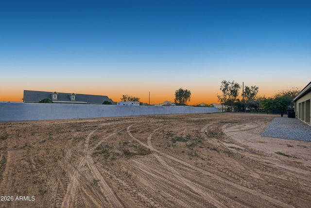 21035 W OCOTILLO Avenue, Buckeye, AZ 85326