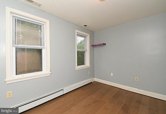 658 MACOBY AVE, Green Lane, PA 18054