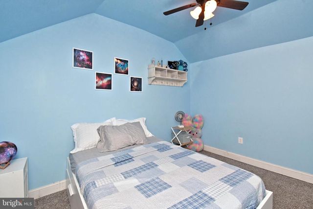 658 MACOBY AVE, Green Lane, PA 18054