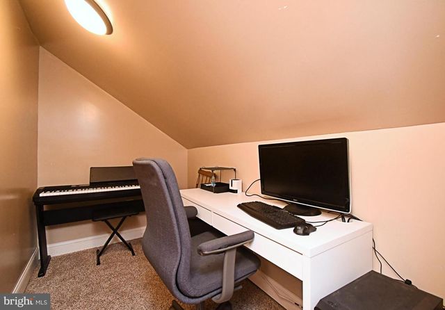658 MACOBY AVE, Green Lane, PA 18054