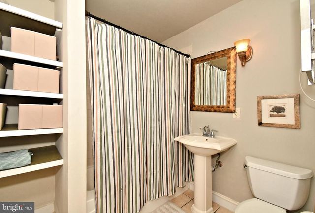 658 MACOBY AVE, Green Lane, PA 18054