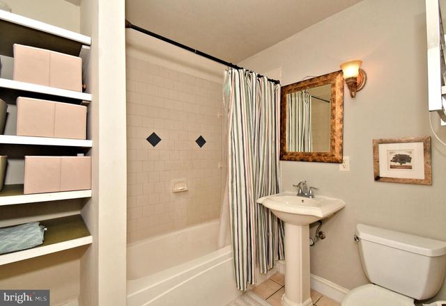 658 MACOBY AVE, Green Lane, PA 18054