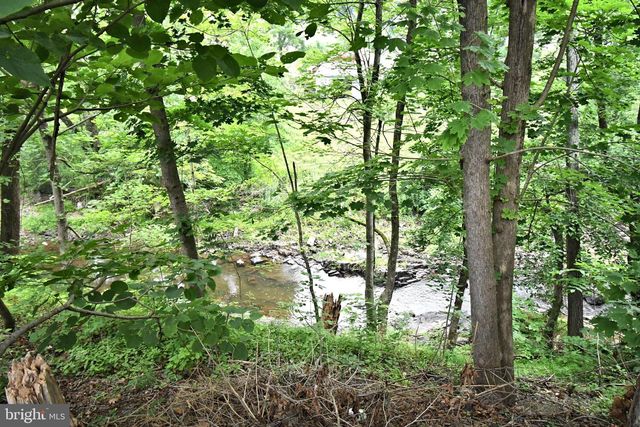 658 MACOBY AVE, Green Lane, PA 18054