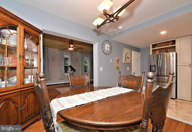 658 MACOBY AVE, Green Lane, PA 18054