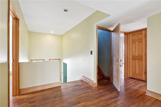 2709 CHARLOTTE Street, Kansas City, MO 64109