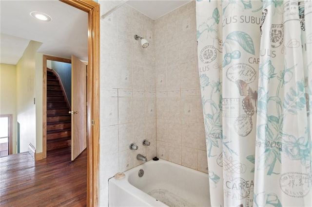 2709 CHARLOTTE Street, Kansas City, MO 64109