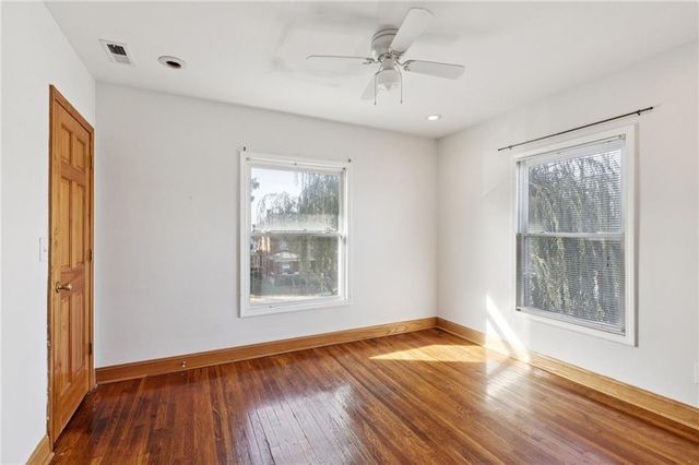 2709 CHARLOTTE Street, Kansas City, MO 64109