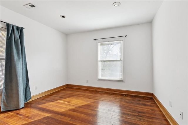 2709 CHARLOTTE Street, Kansas City, MO 64109