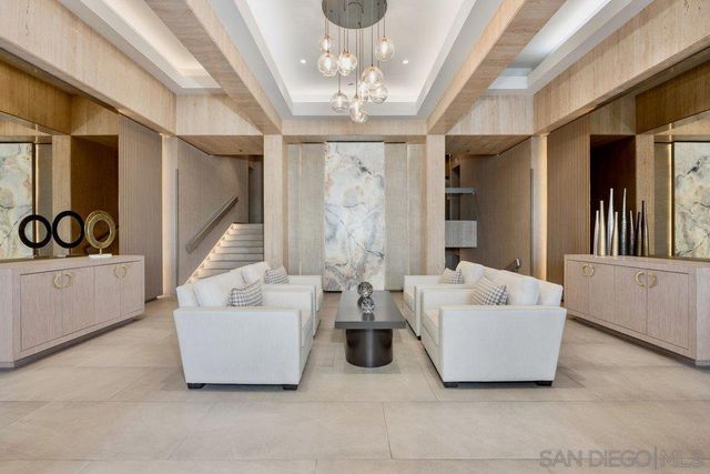 1810 Avenida del Mundo 601, Coronado, CA 92118