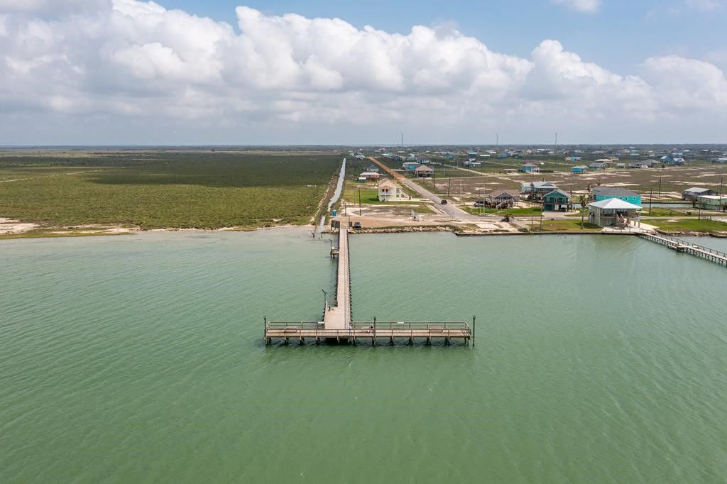 181 Shady Oaks Dr, Rockport, TX 78382 — photo 4