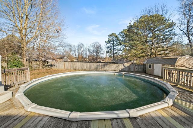 22 Oakwood Dr, Cabot, AR 72023