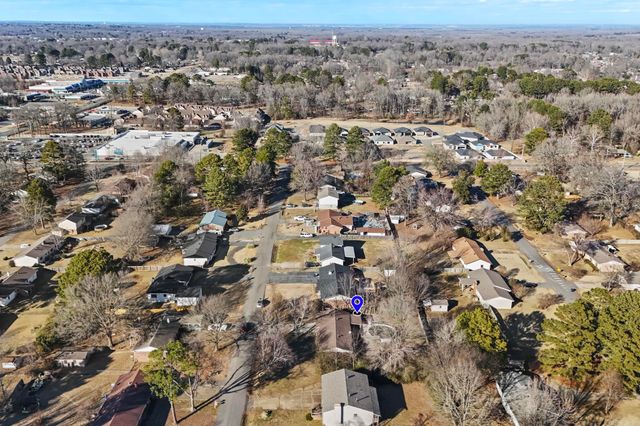 22 Oakwood Dr, Cabot, AR 72023