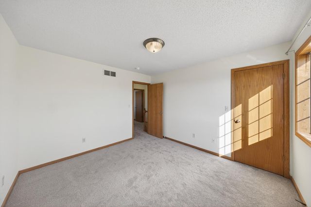 6149 Jonathan Lane NW, Rochester, MN 55901