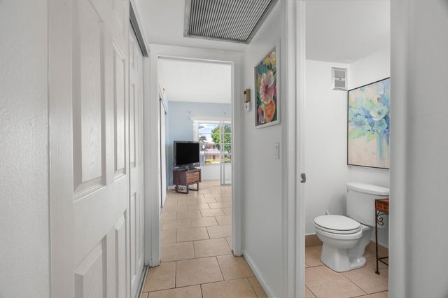 347 Windsor O, West Palm Beach, FL 33417