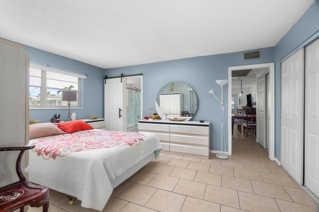 347 Windsor O, West Palm Beach, FL 33417