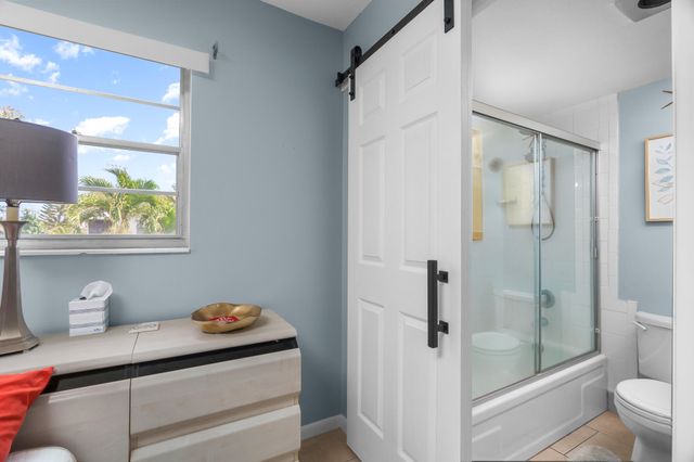 347 Windsor O, West Palm Beach, FL 33417