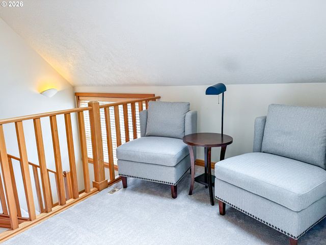 5670 BAREFOOT Ln, Pacific City, OR 97135