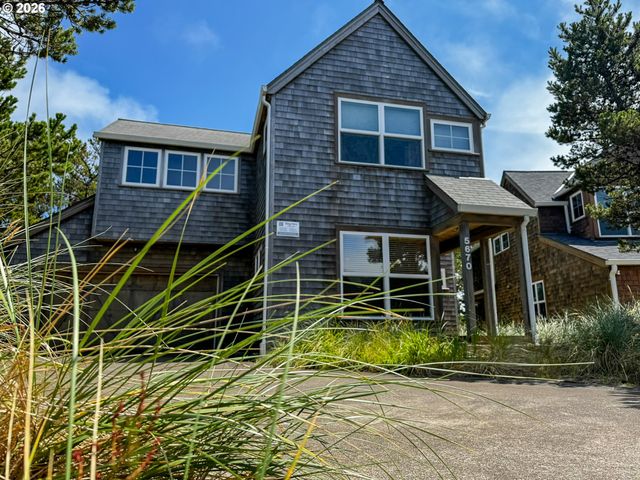 5670 BAREFOOT Ln, Pacific City, OR 97135