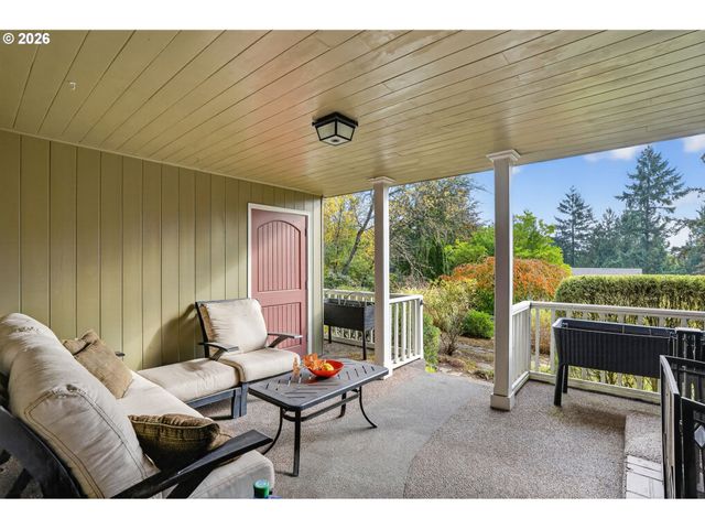 1517 Sw HIGHLAND Pkwy, Portland, OR 97221