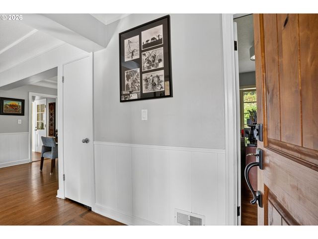 1517 Sw HIGHLAND Pkwy, Portland, OR 97221