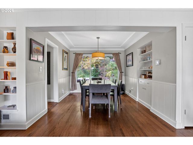 1517 Sw HIGHLAND Pkwy, Portland, OR 97221