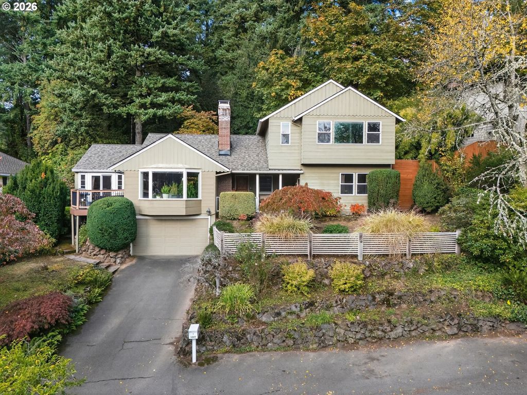 1517 Sw HIGHLAND Pkwy, Portland, OR 97221
