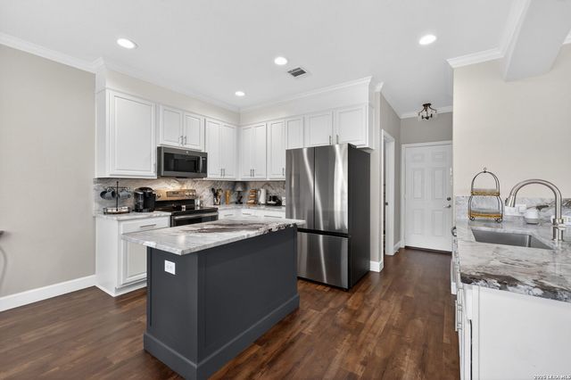 21510 Foxpark Lodge, San Antonio, TX 78261
