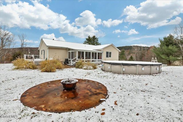 63 Methodist Farm Road, Sand Lake, NY 12018