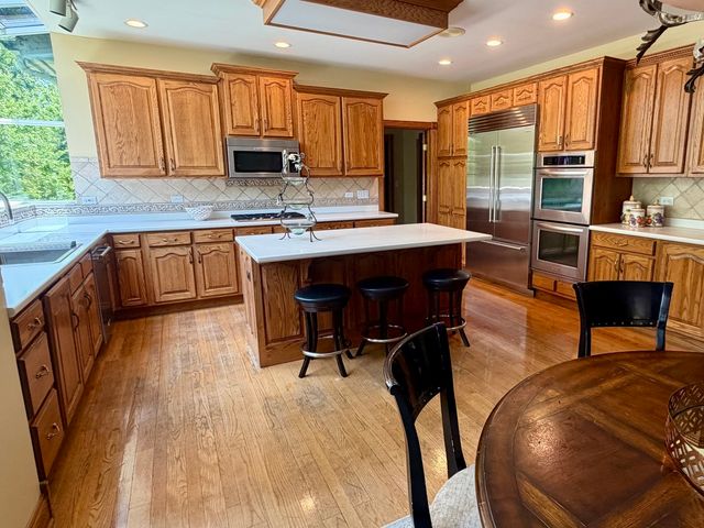 17N656 Adams Drive, West Dundee, IL 60118