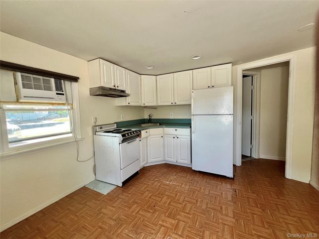 119 Holbrook Road, Holbrook, NY 11741