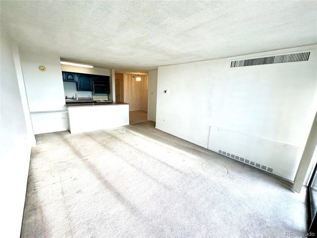 1020 15th Street 33B, Denver, CO 80202