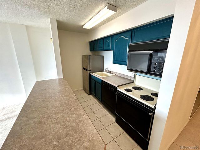 1020 15th Street 33B, Denver, CO 80202