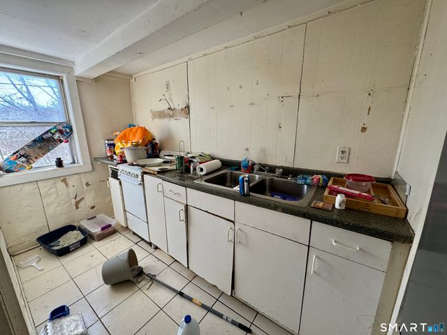 7 Dayton Street, Newtown, CT 06482