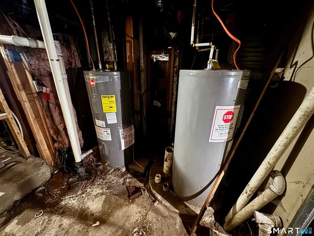 7 Dayton Street, Newtown, CT 06482