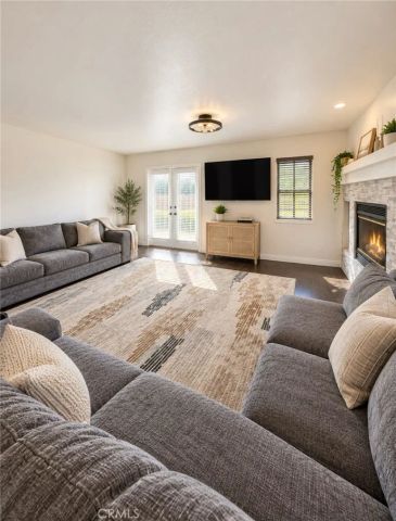 225 Taos Place, Palmdale, CA 93550