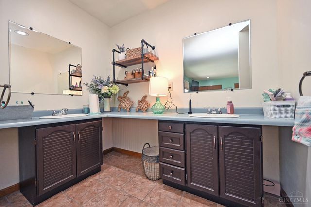 1113 Courtland Drive, Stonelick Twp, OH 45103