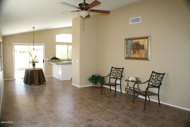 4745 E St John Road, Phoenix, AZ 85032