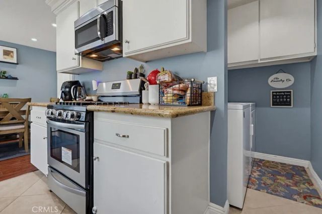 2053 E Aroma, West Covina, CA 91791