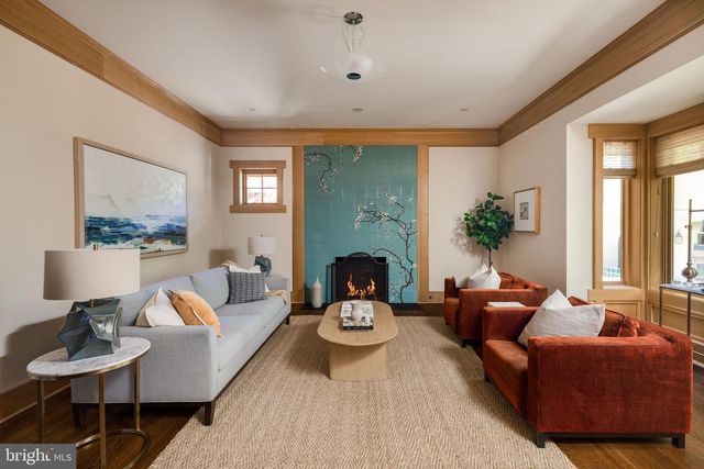 2155 DUNMORE LN NW, Washington, DC 20007