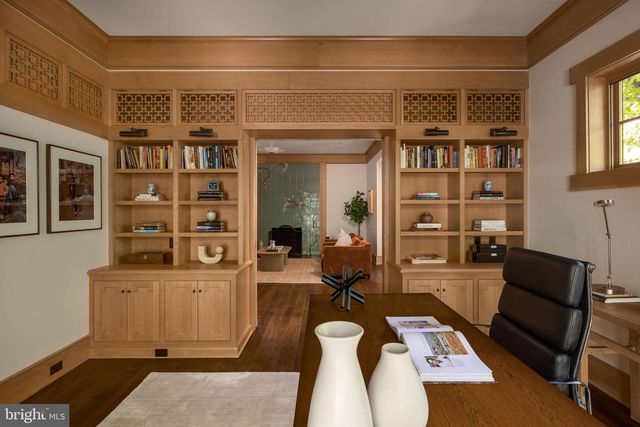 2155 DUNMORE LN NW, Washington, DC 20007