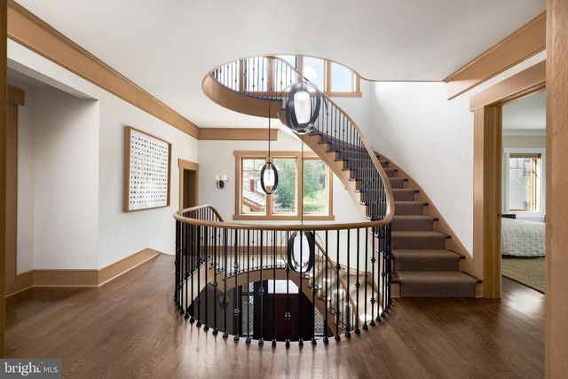 2155 DUNMORE LN NW, Washington, DC 20007