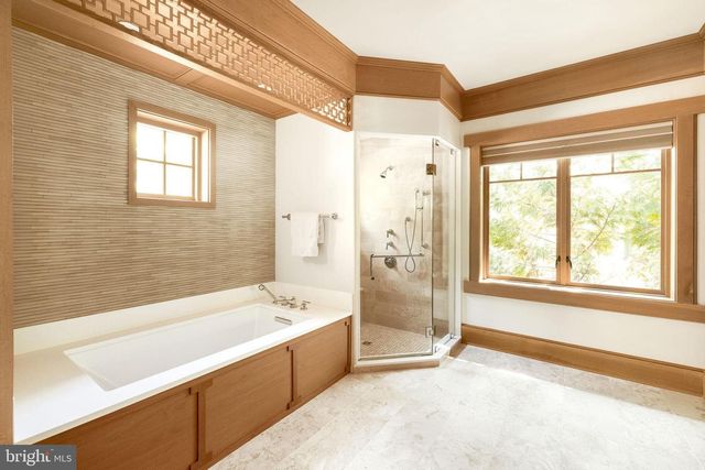 2155 DUNMORE LN NW, Washington, DC 20007