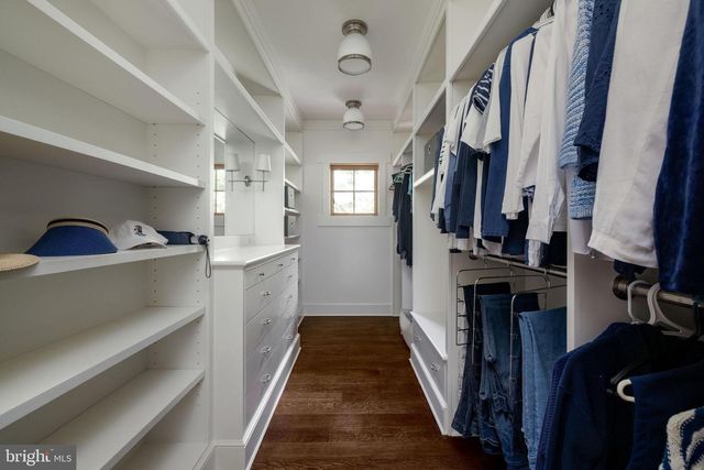 2155 DUNMORE LN NW, Washington, DC 20007